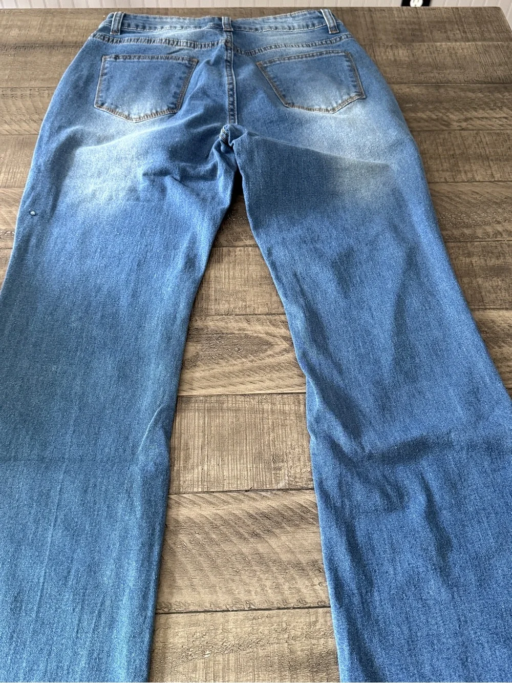 Women’s Blue Flared Jeans - Classic Mid Wash